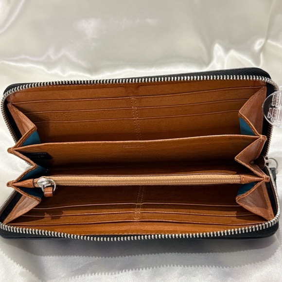 Coach Chelsea Wallet Navy Blue Pebble Leather Zip Around Vintage - Picture 4 of 10